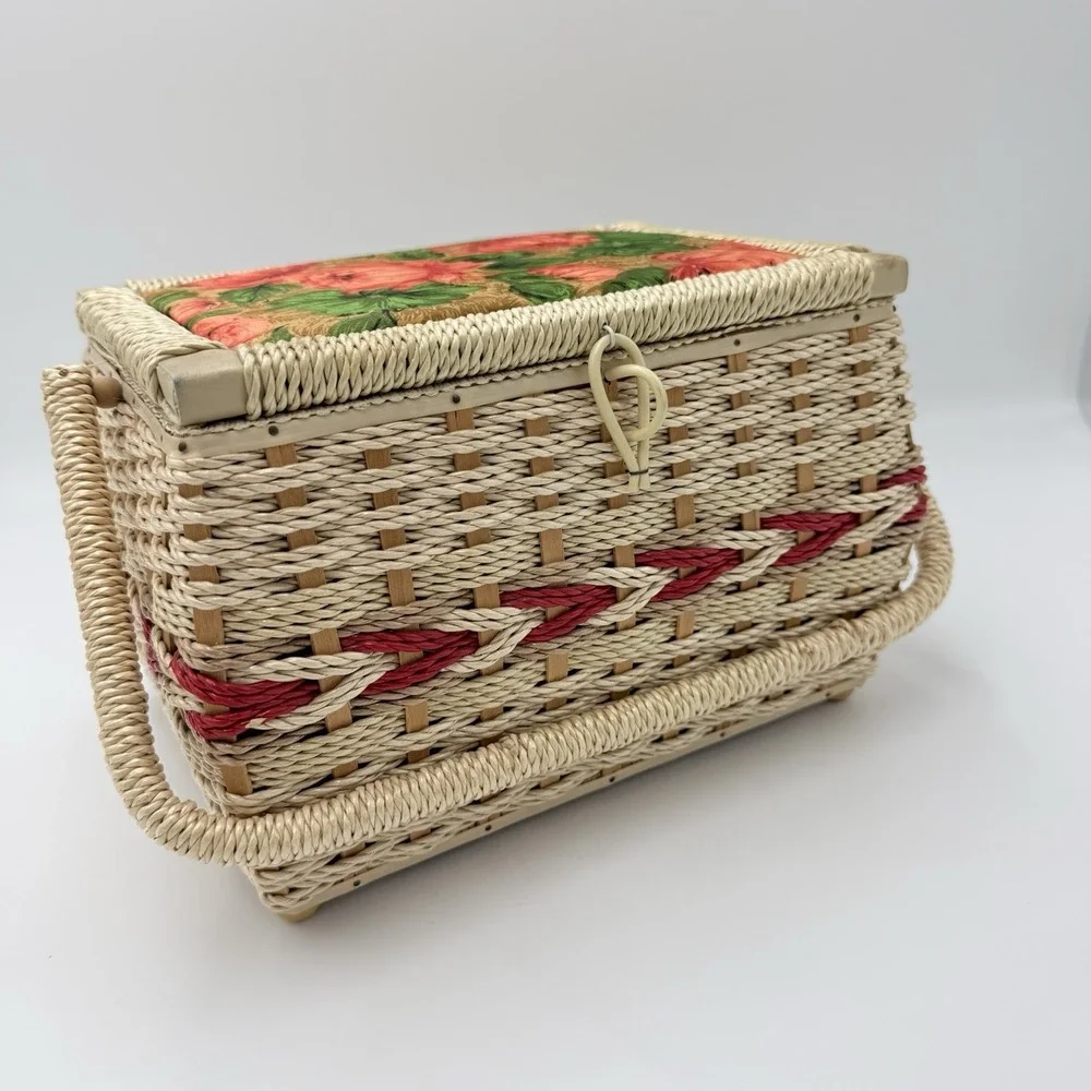 Vintage Singer Sewing Box Wicker Basket Floral Tapestry Lid Satin Lined No Tray